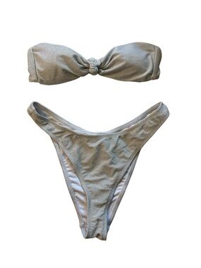 !!NWOT!! DIPPIN DAISY’S BIKINI SET XS TOP, SM BOTTOM